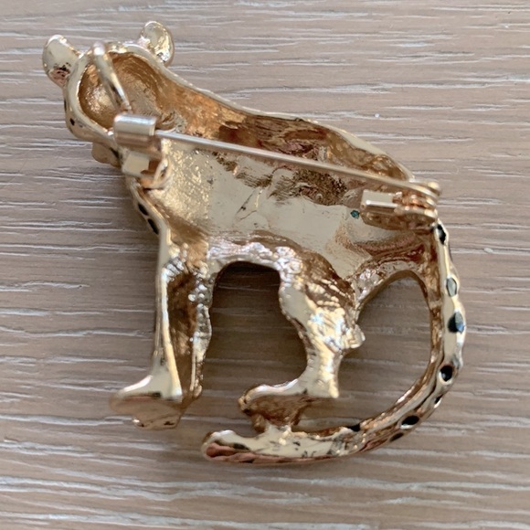 Leopard brooch in gold tone and rotating pin clasp very good condition - Picture 2 of 2